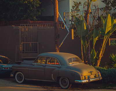 Trump a-t-il renoncé à une intervention militaire au Groenland par crainte d'une destitution?